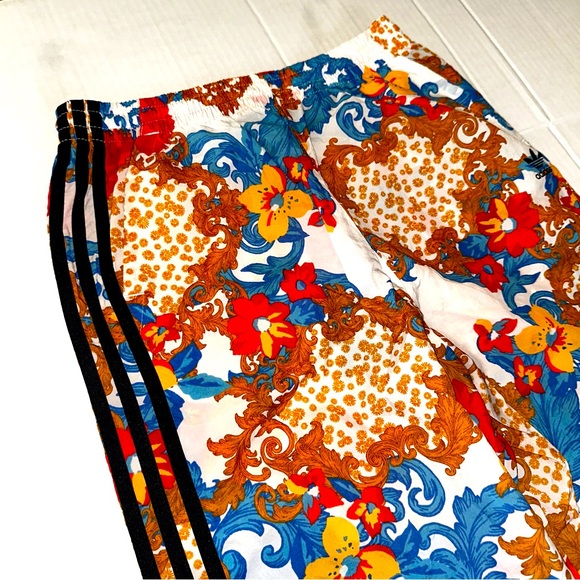 Rare Adidas Colorful Floral Windbreaker Lightweight Track Pant Joggers Size M - Picture 4 of 11